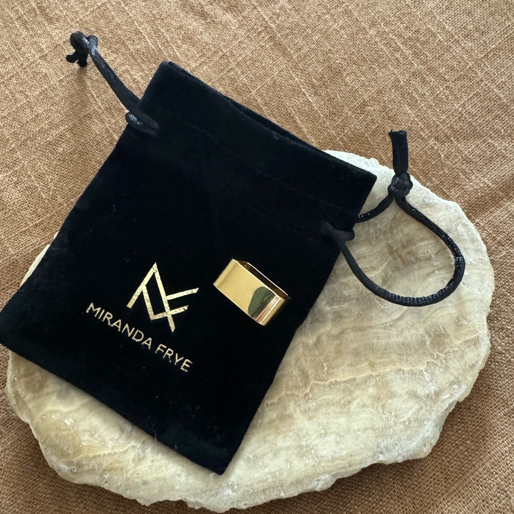 Miranda Frye - cigar style square ring - Picture 2 of 6